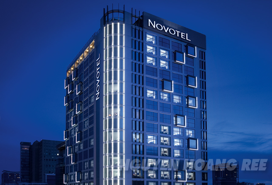 Khách sạn Novotel Saigon 
